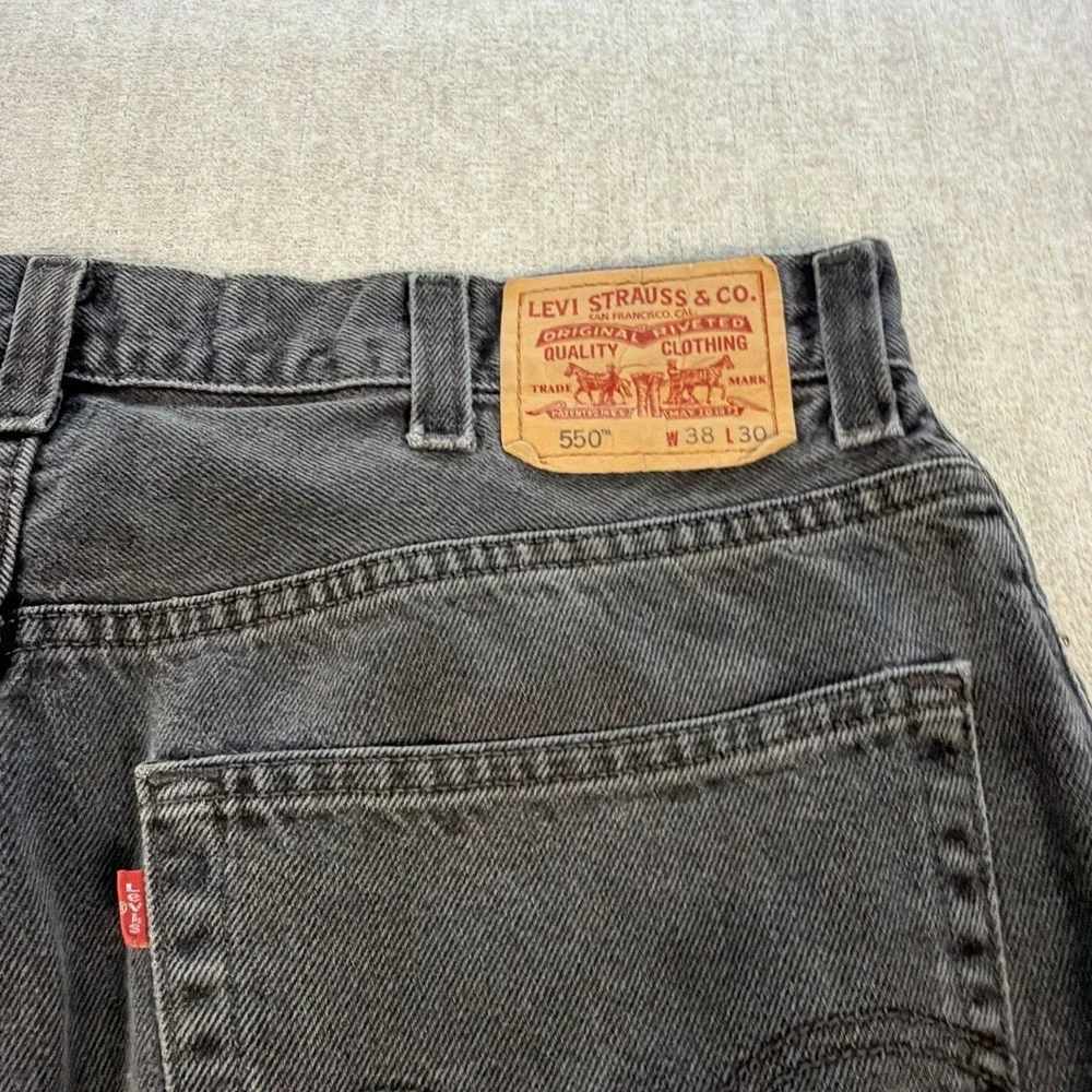 Levis 550 Jeans Mens‎ 38x30 Black Relaxed Fit Denim Distressed Modern Black wing